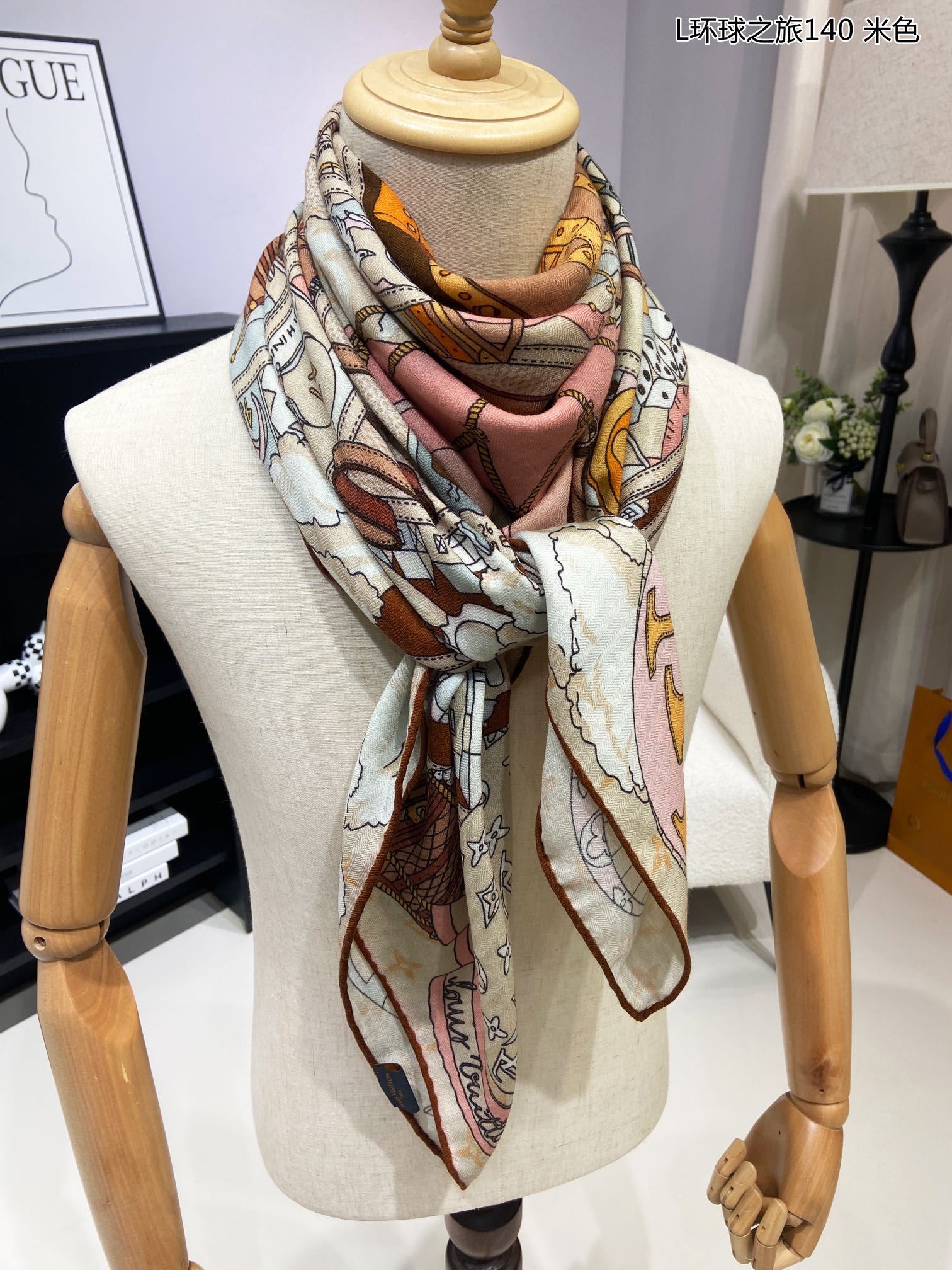 Louis Vuitton Scarf